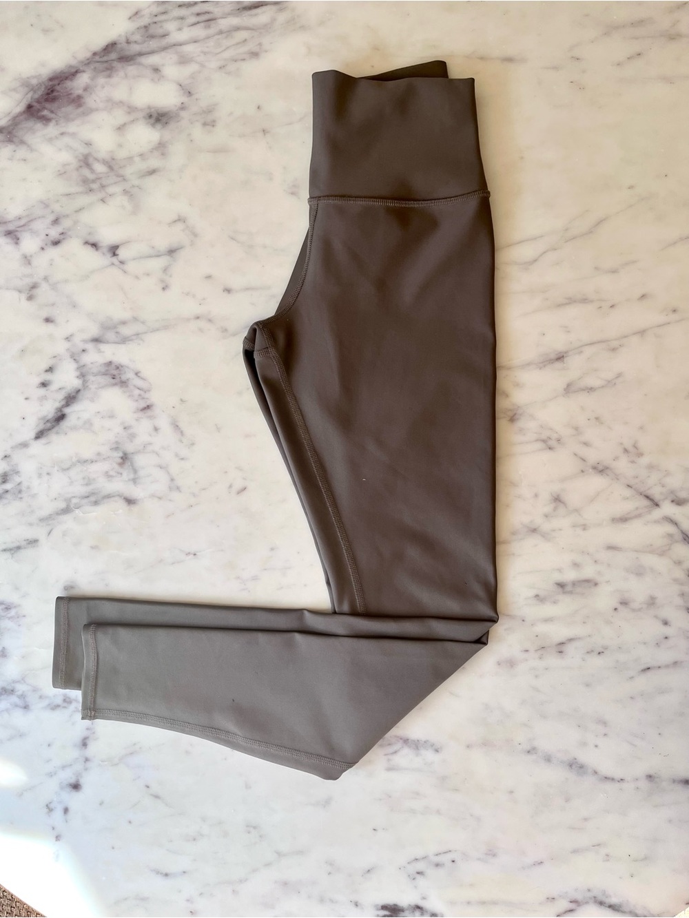Alo Yoga Olive-Grey Leggings - Picture 3 of 4